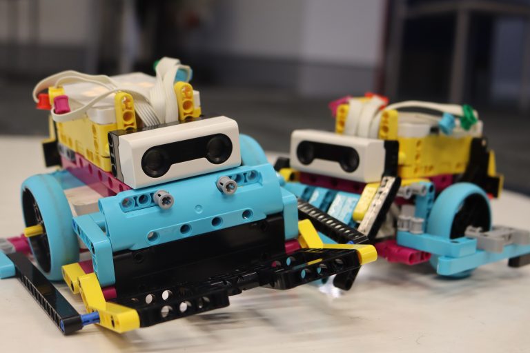 2024/25 School Holidays LEGO Robotics & STEM Camps – Wollongong & Shoalhaven logo